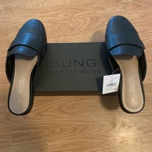 🍁2/$20🍁NWT Alfred Sung Slide Flats